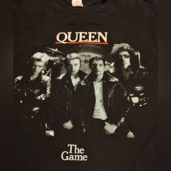 Queen - The Game 1980 album concert worn tour shirt vintage style tee Medium 🔥 - Picture 5 of 5